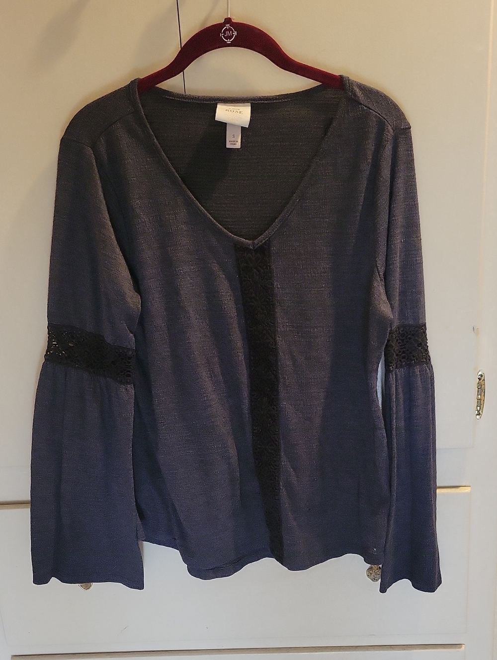 Knox Rose Bell Sleeve